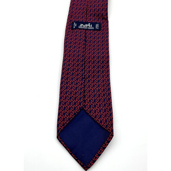 Hermes-Paris Hand Sewn Silk Twill Red & Blue Scroll 'H' Print Mens Tie - Picture 4 of 9